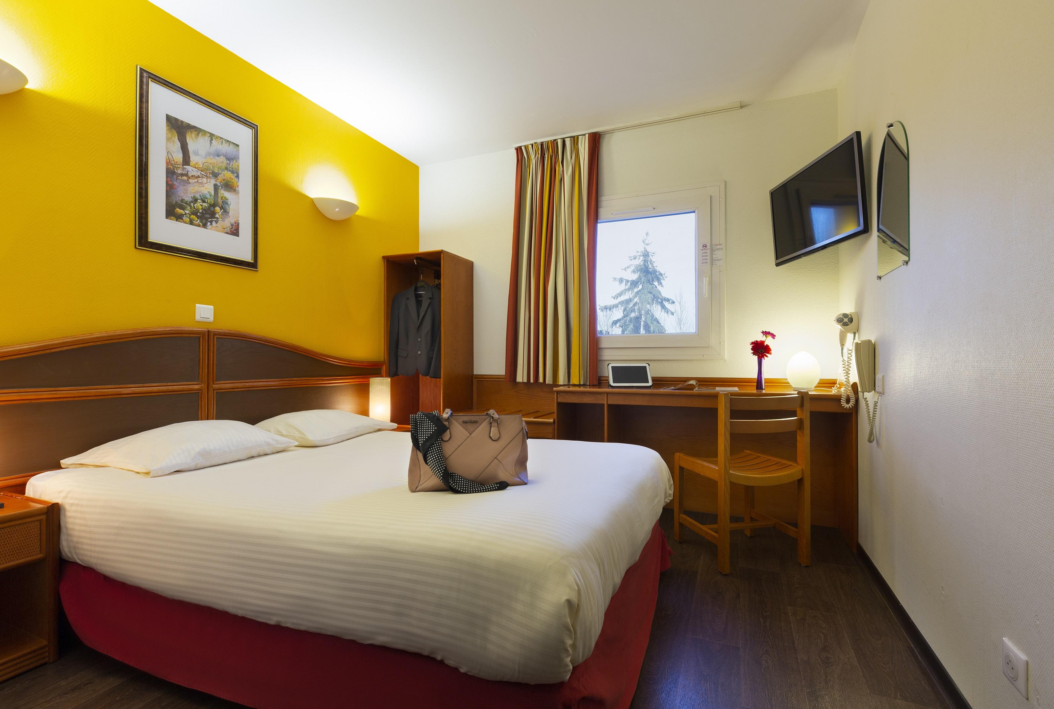 B&B Hotel Strasbourg Aeroport Holtzheim Exterior photo